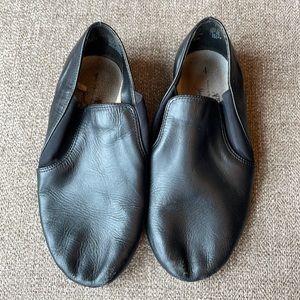 UC ABT GIRLS Jazz shoe size 4